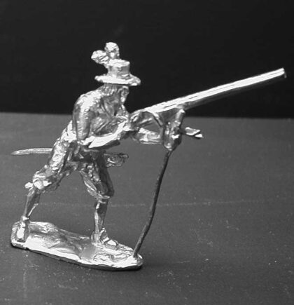 1683 E2 Musketeer at the ready (resin print)